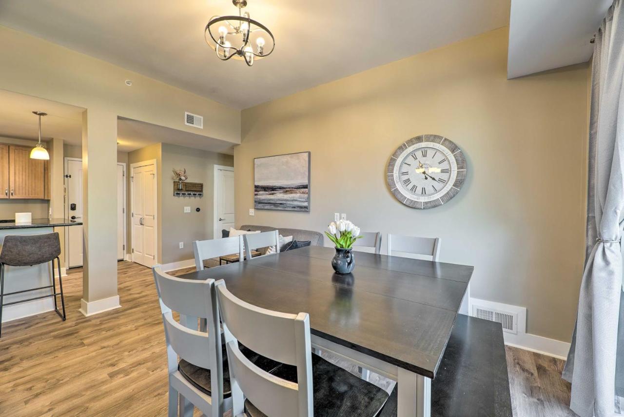 Grand Haven Condo - Walk To Nearby Hot Spots! Экстерьер фото