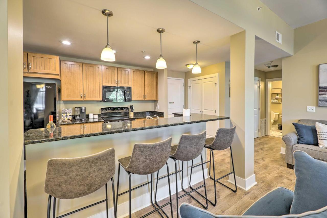 Grand Haven Condo - Walk To Nearby Hot Spots! Экстерьер фото