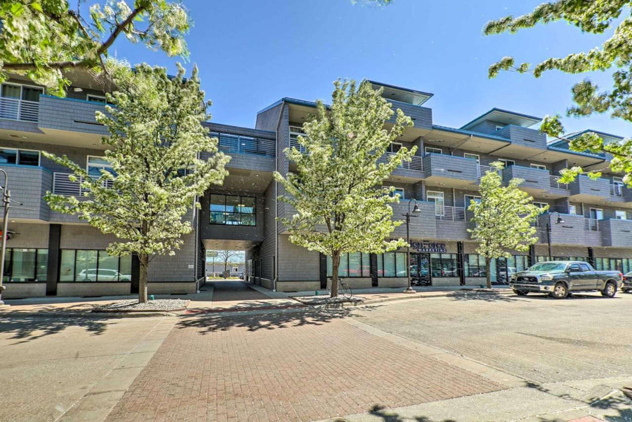 Grand Haven Condo - Walk To Nearby Hot Spots! Экстерьер фото