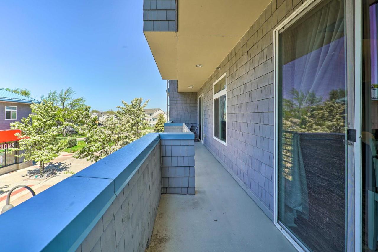 Grand Haven Condo - Walk To Nearby Hot Spots! Экстерьер фото